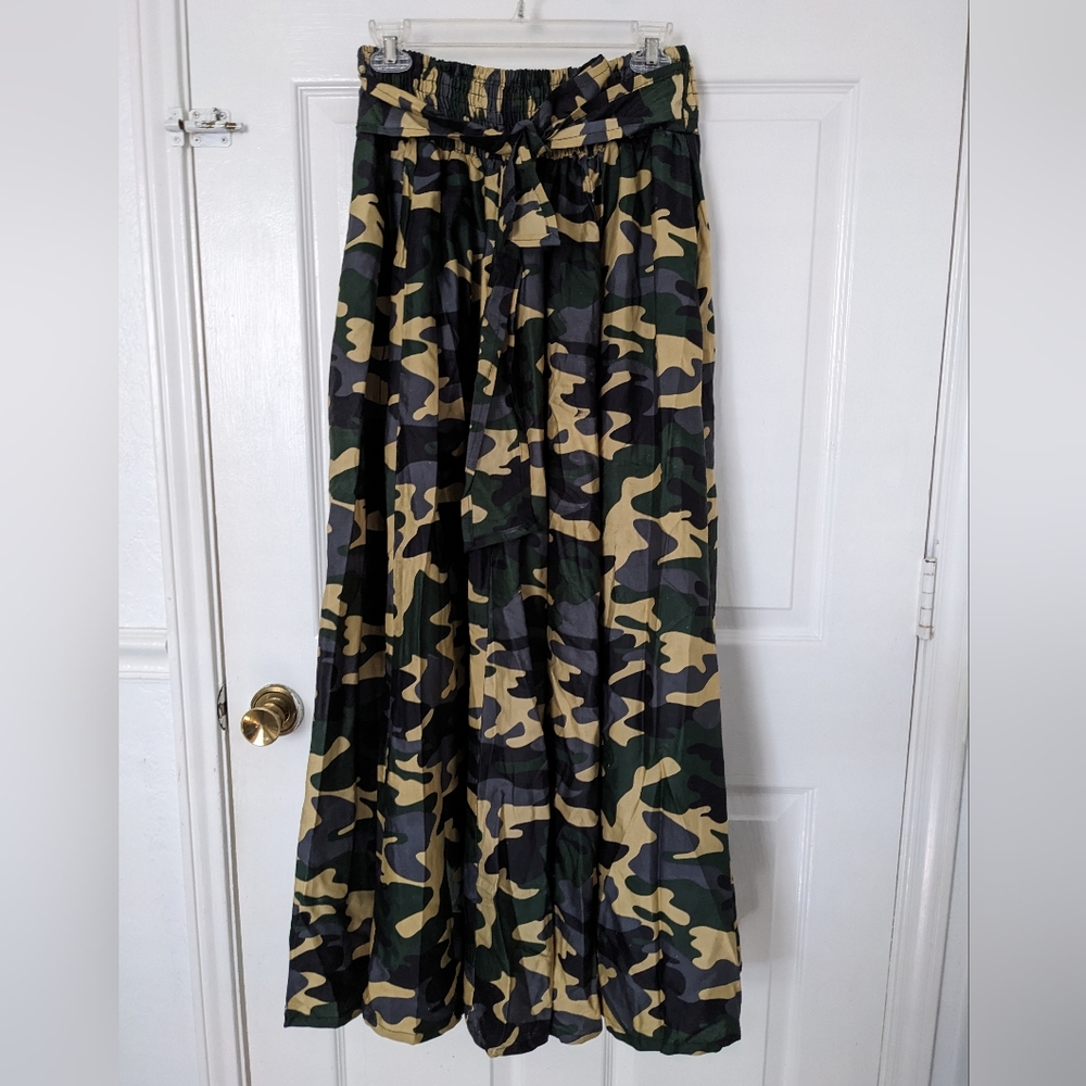 Chic Camouflage Maxi Skirt
